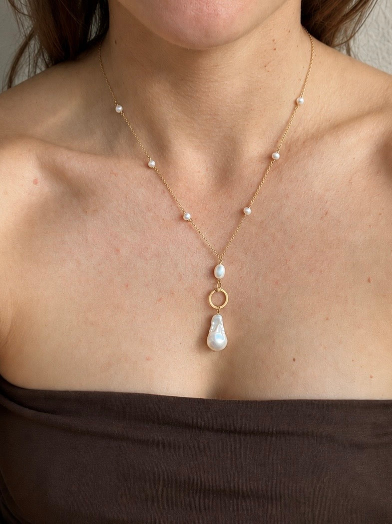 Éloise | Baroque Pearl Necklace