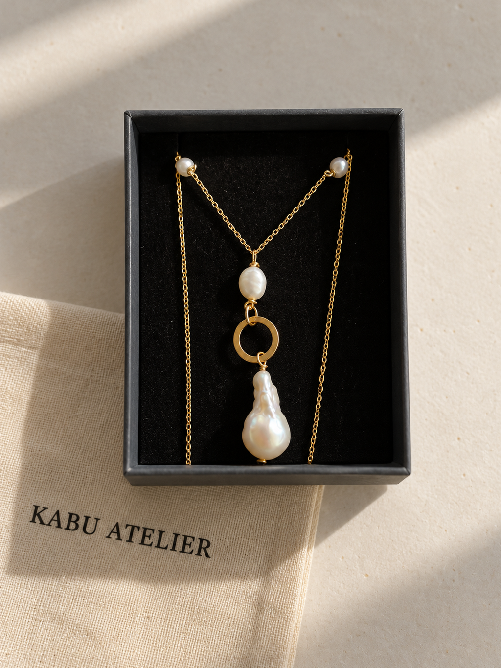 Éloise | Baroque Pearl Necklace