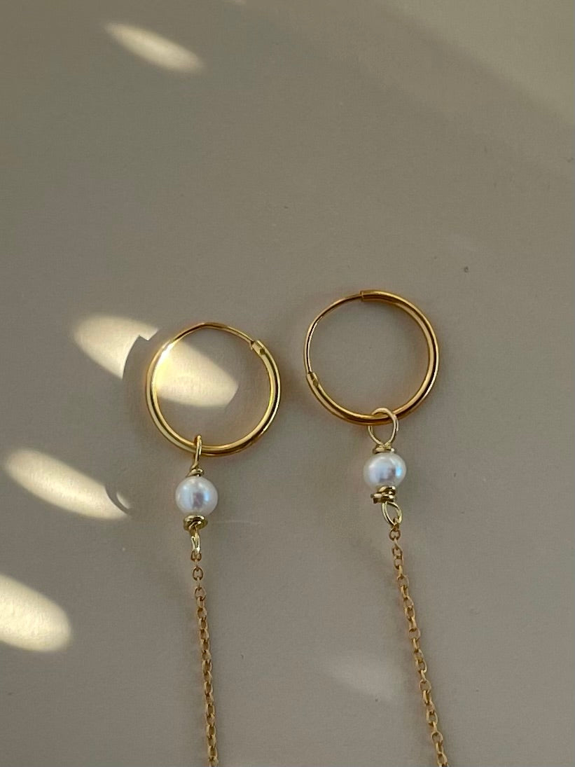 IRIS - Freshwater Pearl Long Chain Earrings