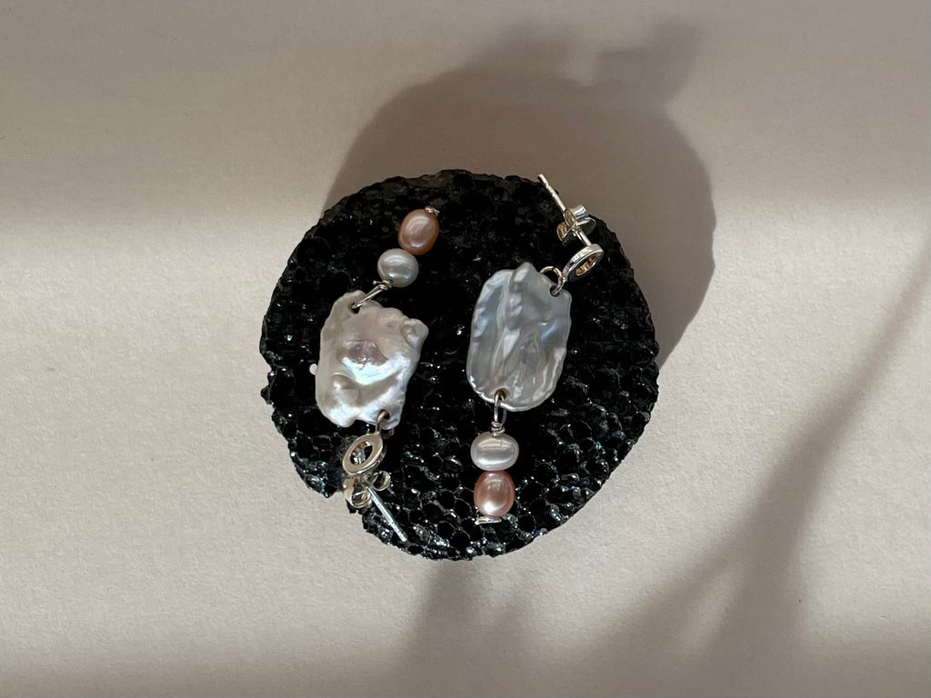 Alba – Keshi Pearl Earrings I KABU ATELIER